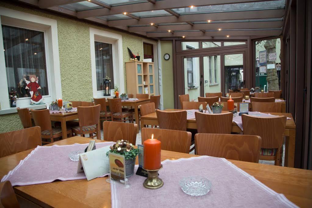 Hotel Rebstock 3*